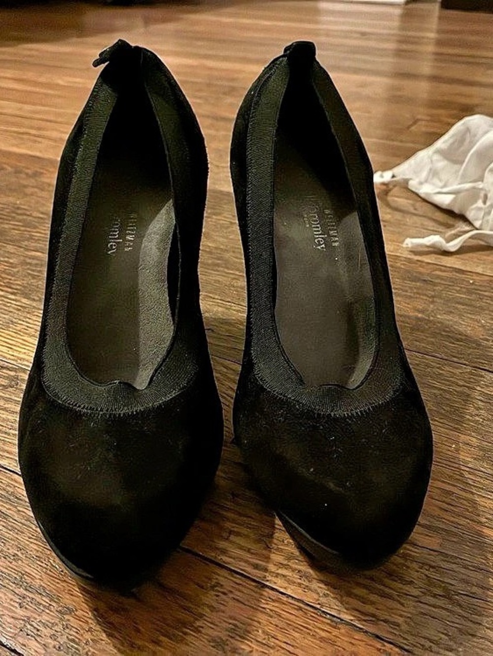 Russell & Bromley Black Pointed Toe Pumps US 6 1/2